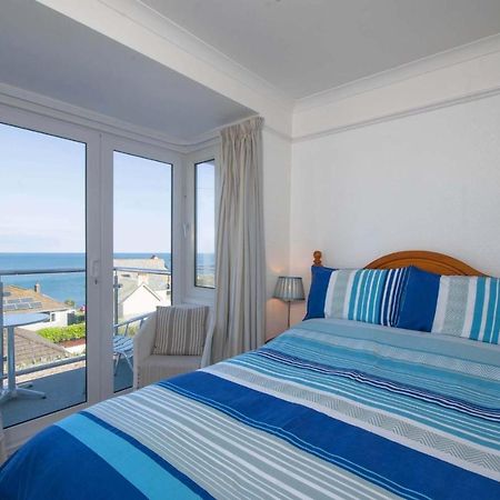 Seaview Bed and Breakfast Looe Exteriör bild